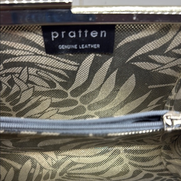 Rare Vintage Pratten Gold Quilted Women's Clutch. Excellent condition! - Picture 9 of 11